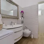 Spira Puovica Apartment Trogir