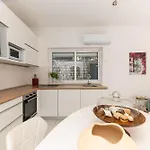 Spira Puovica Apartment Trogir