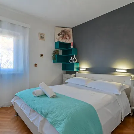 Daire Spira Puovica Trogir