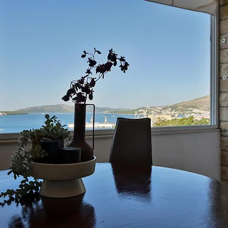 Apartment Spira Puovica Trogir