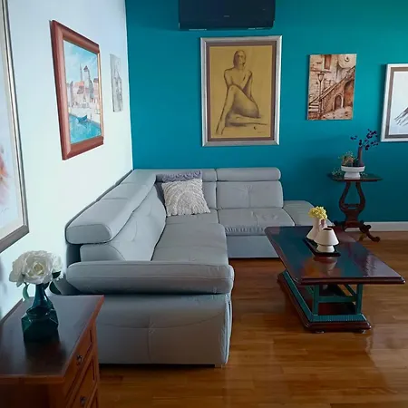 Appartement Spira Puovica Trogir