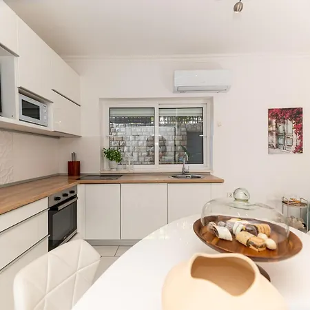 Spira Puovica Apartamento Trogir